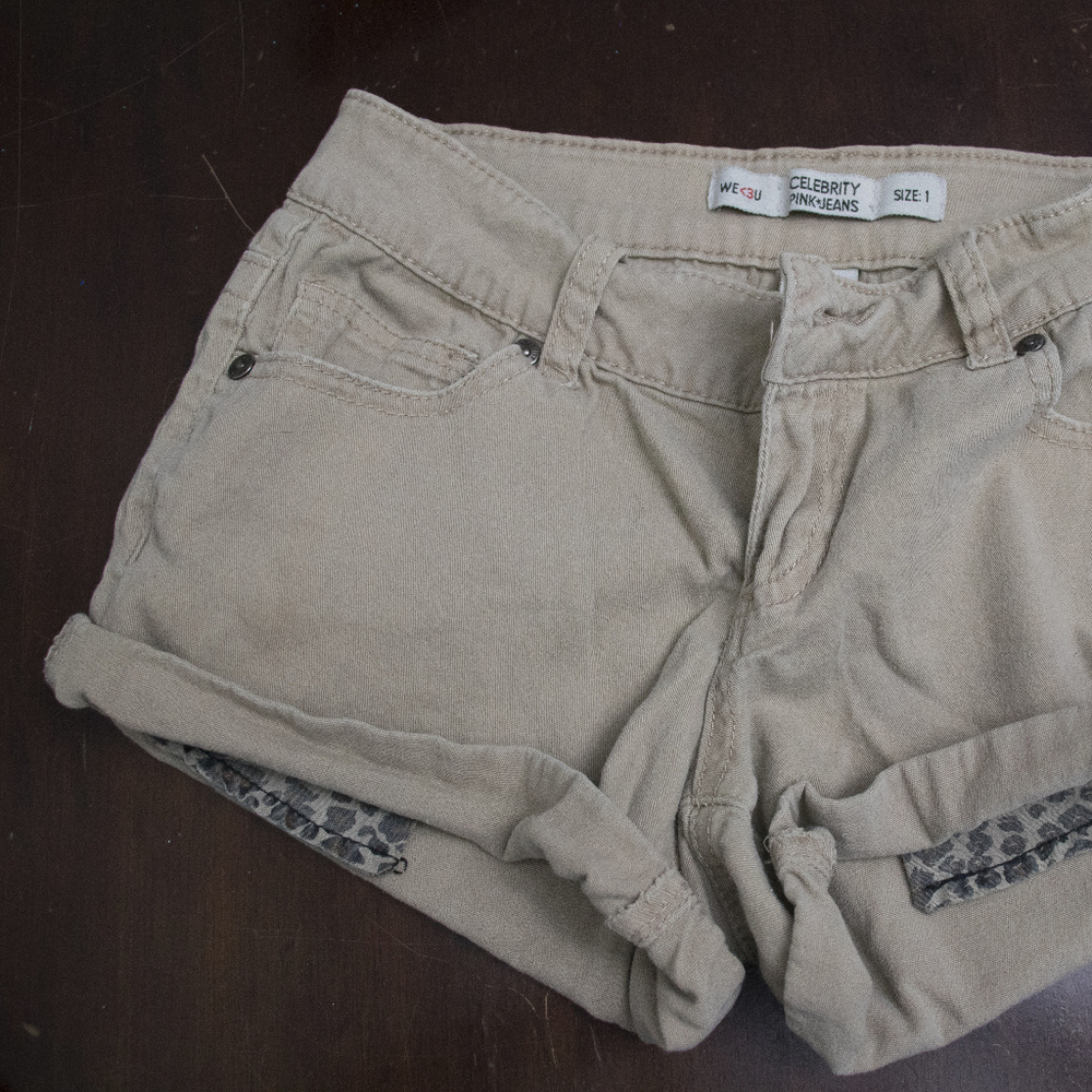 Tan Khaki Shorts Leopard Pockets